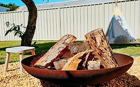 2-Min Walk To Beach Modern Firepit Yard Kids Welcome